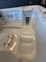 HotSpring Spa Triumph 2 ligplaatsen – verkocht – - Image 6