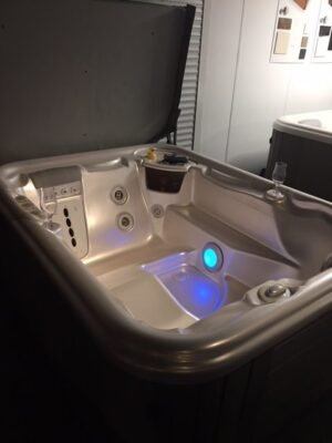 HotSpring JetSetter 2.13 x 1.65 x 0.74 – verkocht –