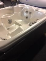 HotSpring JetSetter 2/3 persoons jacuzzi – verkocht – - Image 2