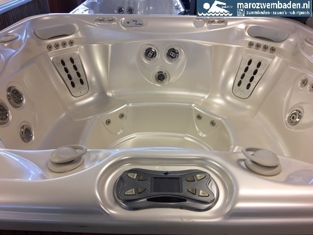 IMG_8558-1.jpg HotSpring Grandee 7 personen – verkocht – - Image 1