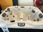Jacuzzi® J-315 2 persoons STEREO -verkocht-