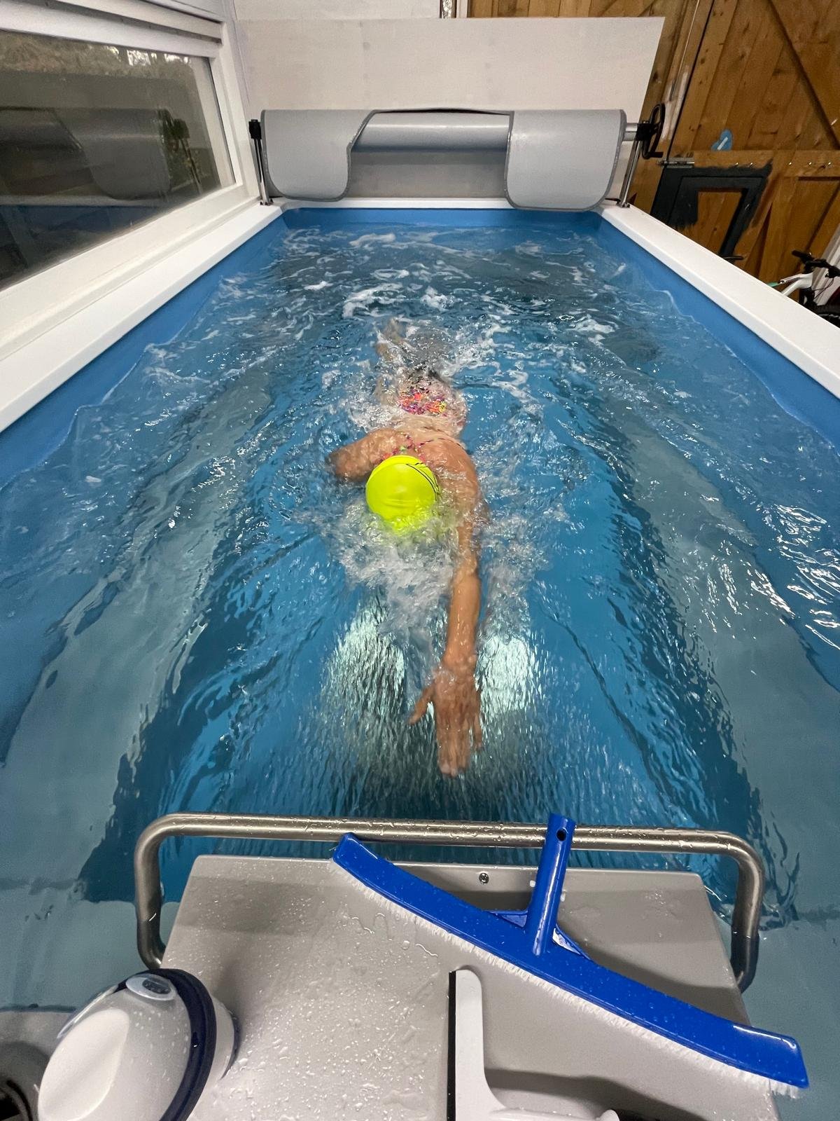 PHOTO-2024-12-14-15-46-23.jpg Endless Pools Performance tegenstroom zwembad bj. 2021 - Image 1